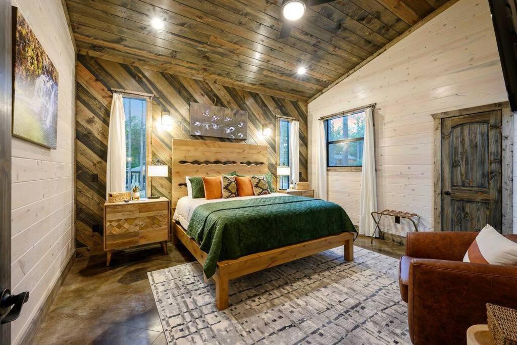 Ember Skye Cabin - 2 Bdr & Bunk Nook/2.5 Bath Broken Bow Exterior photo