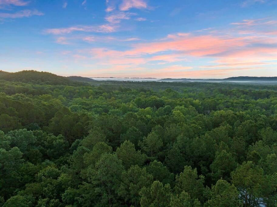 Ember Skye Cabin - 2 Bdr & Bunk Nook/2.5 Bath Broken Bow Exterior photo