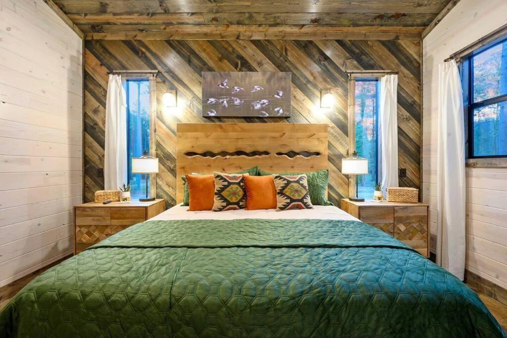 Ember Skye Cabin - 2 Bdr & Bunk Nook/2.5 Bath Broken Bow Exterior photo